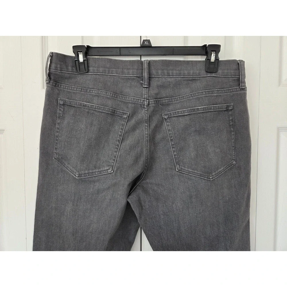 J. Crew Straight Fit Jeans Signature Mens 34x32 Gray NWT $138 BG156‎
